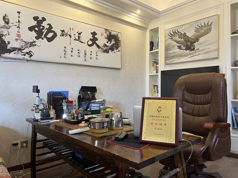 桥东区取证公司解析婚内出轨对家庭的影响